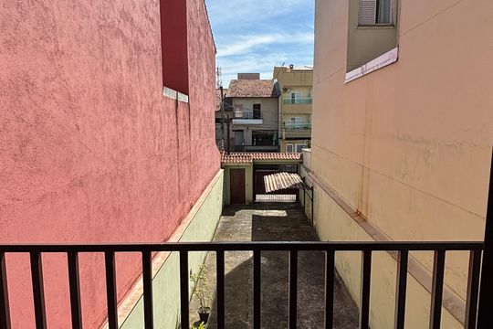 Casa à venda com 2 quartos, 139m² em Vila Pires, Santo André