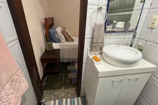 Casa à venda com 3 quartos, 104m² em Santa Barbara, Niterói