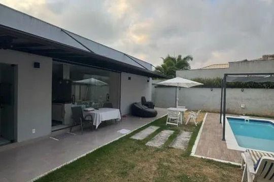 Casa à venda com 5 quartos, 221m² em Várzea das Moças, Niterói