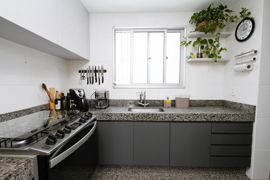 Cozinha de apartamento à venda com 3 quartos, 95m² em Buritis, Belo Horizonte