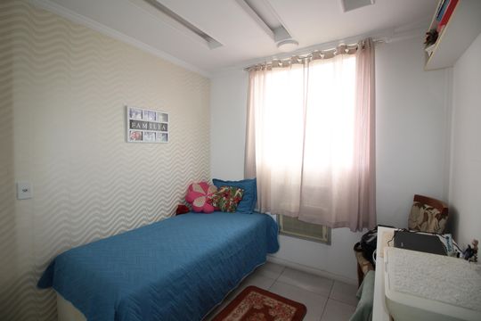 Quarto 1 de apartamento à venda com 2 quartos, 52m² em Taquara, Rio de Janeiro