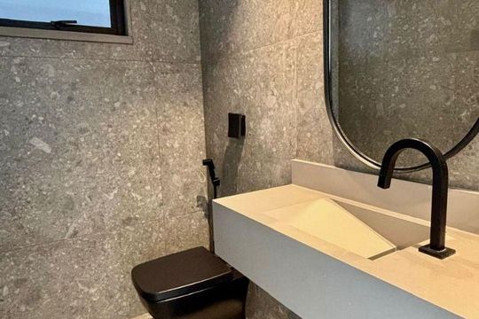 Casa à venda com 4 quartos, 360m² em Barra da Tijuca, Rio de Janeiro