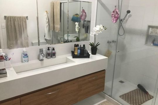 Casa à venda com 3 quartos, 230m² em Calaboca, Niterói