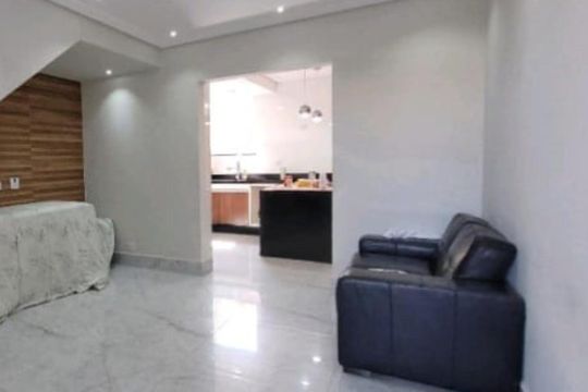 Casa à venda com 2 quartos, 120m² em Vila Isolina Mazzei, São Paulo