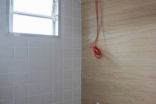 Banheiro de casa para alugar com 1 quarto, 15m² em Bosque da Saúde, São Paulo
