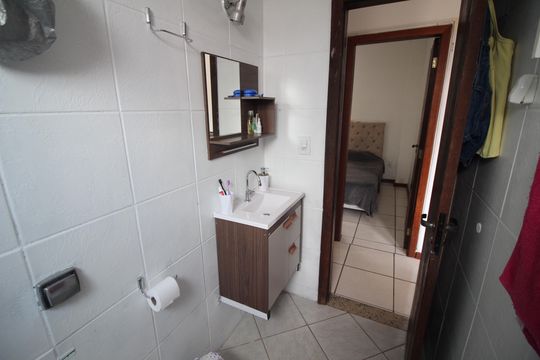 Banheiro de apartamento à venda com 2 quartos, 67m² em Santa Helena (barreiro), Belo Horizonte