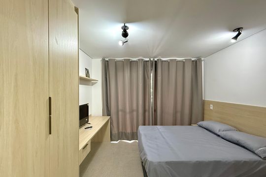 Quarto  de kitnet/studio para alugar com 1 quarto, 26m² em Campo Belo, São Paulo
