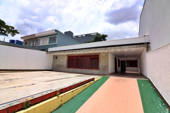 Garagem de casa para alugar com 5 quartos, 400m² em Baeta Neves, São Bernardo do Campo
