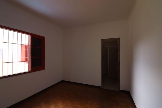 Suíte 1 de casa para alugar com 5 quartos, 400m² em Baeta Neves, São Bernardo do Campo