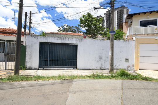 Fachada de casa à venda com 3 quartos, 200m² em Botafogo, Campinas