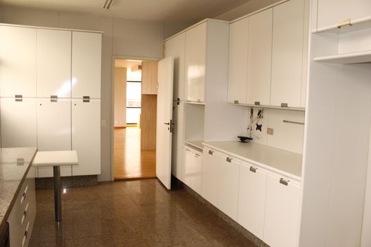 Apartamento para alugar com 2 quartos, 280m² em Pacaembu, São Paulo