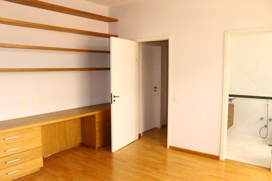 Apartamento para alugar com 2 quartos, 280m² em Pacaembu, São Paulo