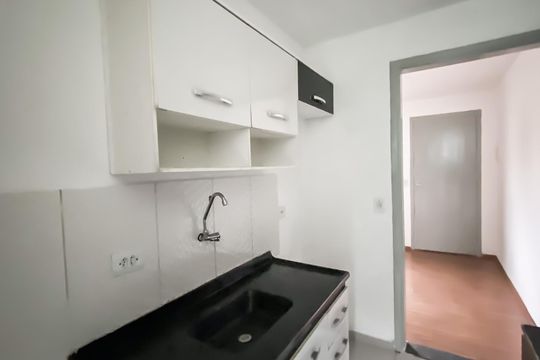 Cozinha de apartamento à venda com 2 quartos, 52m² em Jardim Maringa, São Paulo