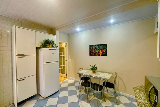 Cozinha de casa à venda com 2 quartos, 118m² em Vila Galvão, Guarulhos
