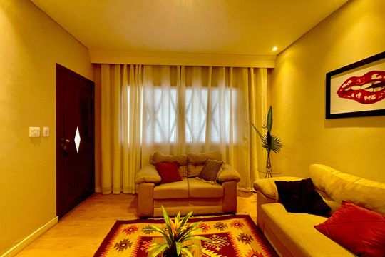 Sala de casa à venda com 2 quartos, 118m² em Vila Galvão, Guarulhos