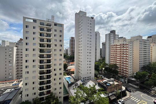 Vista de apartamento para alugar com 3 quartos, 145m² em Indianópolis, São Paulo