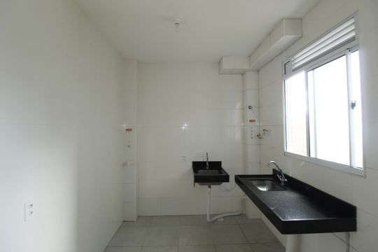 Cozinha de apartamento à venda com 1 quarto, 41m² em Rubem Berta, Porto Alegre