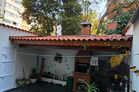 Casa à venda com 3 quartos, 250m² em Vila Yara, Osasco