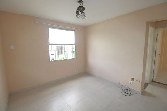 Sala de apartamento à venda com 2 quartos, 49m² em Inhaúma, Rio de Janeiro