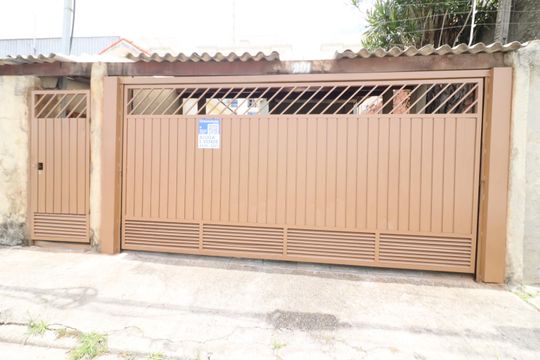 Fachada de casa à venda com 1 quarto, 65m² em Jaguaré, São Paulo