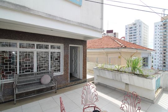 Varanda de casa à venda com 3 quartos, 110m² em Santa Teresinha, São Paulo