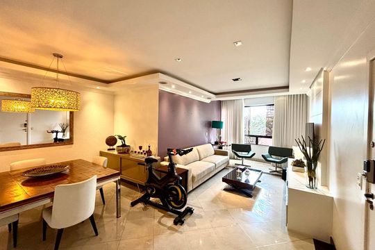 Apartamento à venda com 4 quartos, 135m² em Alto Barroca, Belo Horizonte