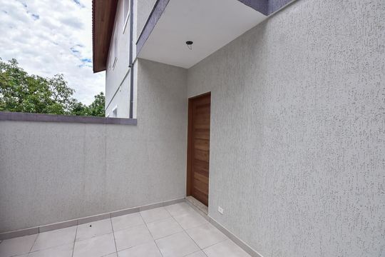 Entrada de casa para alugar com 3 quartos, 250m² em Parque Monte Alegre, Taboão da Serra