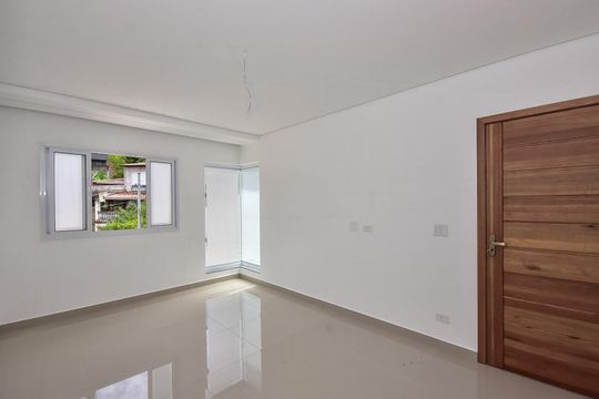 Casa para alugar com 3 quartos, 250m² em Parque Monte Alegre, Taboão da Serra