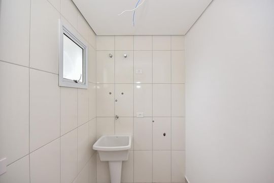 Área de Serviço  de casa para alugar com 3 quartos, 250m² em Parque Monte Alegre, Taboão da Serra