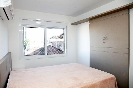 Quarto 1 Suíte de apartamento à venda com 2 quartos, 63m² em Cidade Baixa, Porto Alegre