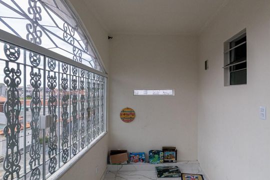 Varanda de casa para alugar com 7 quartos, 500m² em Jardim Triana, São Paulo