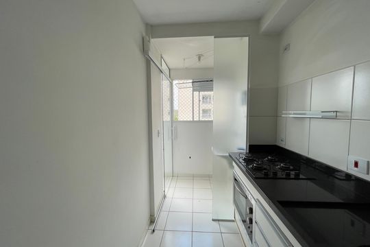 Cozinha de apartamento para alugar com 2 quartos, 54m² em Cemucam, Cotia