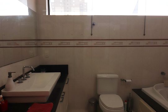 Quarto 1 - Suíte Banheiro  de casa à venda com 3 quartos, 221m² em Assunção, São Bernardo do Campo