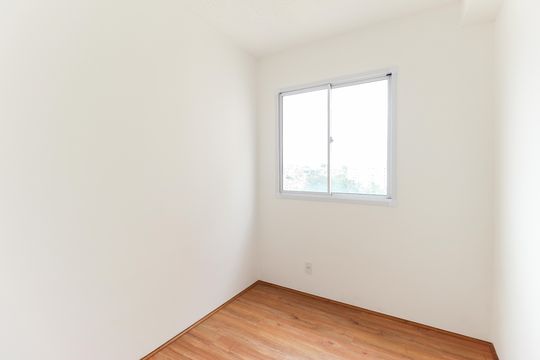 Quarto 2 de apartamento à venda com 2 quartos, 40m² em Itaquera, São Paulo