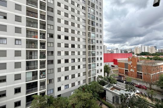 Vista  de apartamento à venda com 3 quartos, 71m² em Santo Amaro, São Paulo