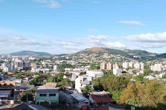 Vista  de apartamento para alugar com 2 quartos, 180m² em Teresópolis, Porto Alegre