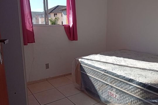 Quarto de apartamento para alugar com 2 quartos, 37m² em Cosmos, Rio de Janeiro
