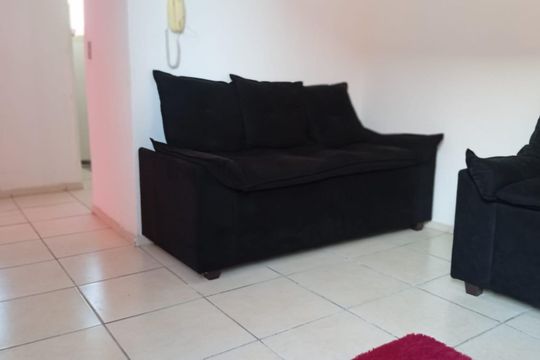 Sala de apartamento para alugar com 2 quartos, 37m² em Cosmos, Rio de Janeiro