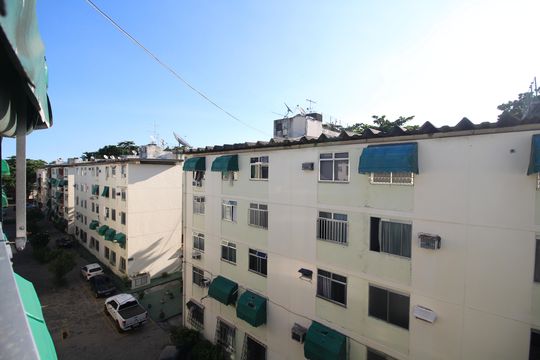 Vista de apartamento à venda com 2 quartos, 50m² em Taquara, Rio de Janeiro