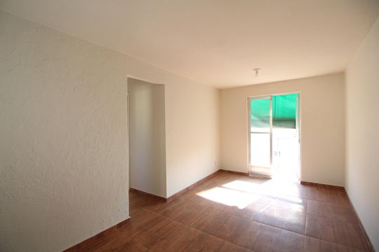 Sala de apartamento à venda com 2 quartos, 50m² em Taquara, Rio de Janeiro