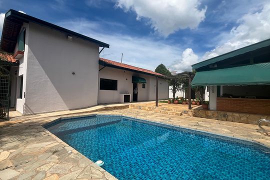 Casa à venda com 4 quartos, 295m² em Cidade Universitária, Campinas