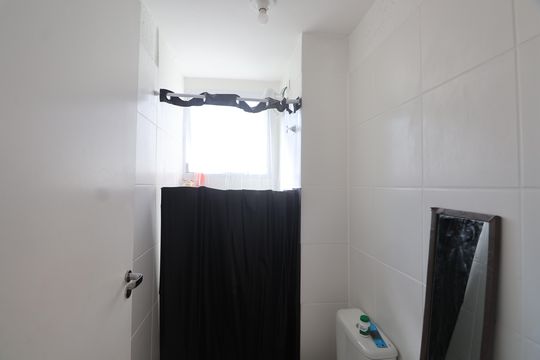 Banheiro de apartamento para alugar com 2 quartos, 44m² em Mato Grande, Canoas