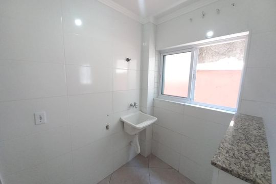 Área de serviço de casa de condomínio para alugar com 3 quartos, 108m² em Catiapoa, São Vicente