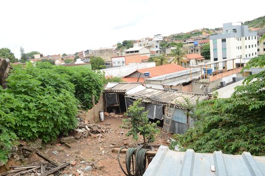 Vista da Varanda de casa para alugar com 1 quarto, 70m² em Belmonte, Belo Horizonte