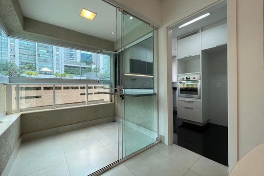 Apartamento à venda com 2 quartos, 77m² em Vila da Serra, Nova Lima