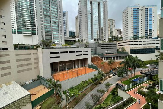 Apartamento à venda com 2 quartos, 77m² em Vila da Serra, Nova Lima