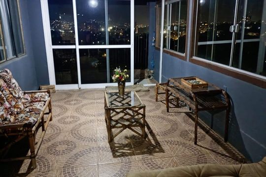 Casa para alugar com 2 quartos, 500m² em Bom Jesus, Porto Alegre
