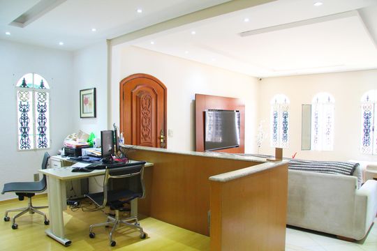 Sala Sala  de casa para alugar com 4 quartos, 260m² em Vila Rosalia, Guarulhos