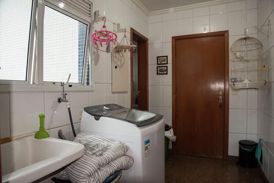 Área de Serviço de apartamento à venda com 3 quartos, 149m² em Chácara Inglesa, São Paulo