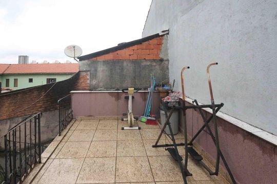 Terraço de casa à venda com 3 quartos, 165m² em Jardim Ana Rosa, São Paulo